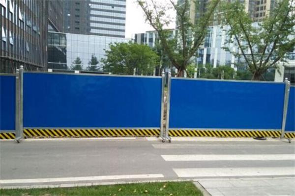 彩鋼圍擋制作 張家口廣告公司